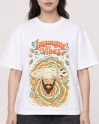 Mockup Boxy Heavyweight Tee White female close-up 03