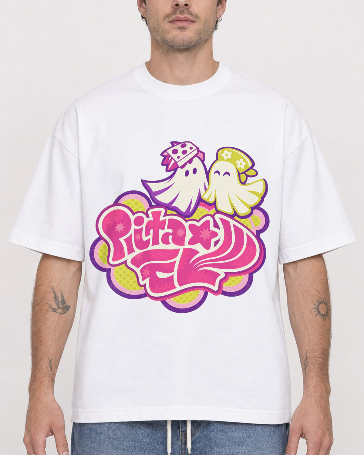 Mockup Boxy Heavyweight Tee White male close-up 48