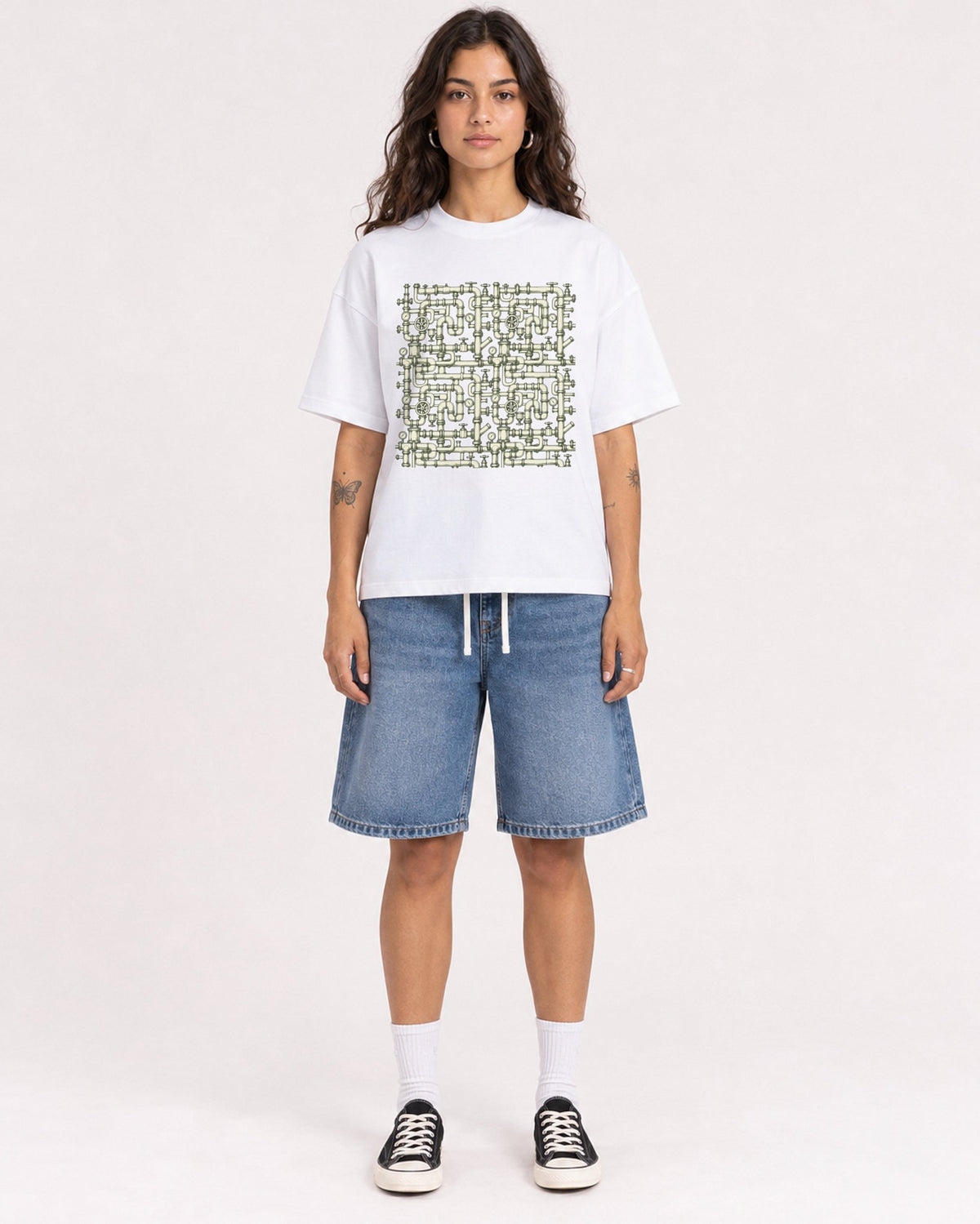 Mockup Boxy Heavyweight Tee White female full-body 06