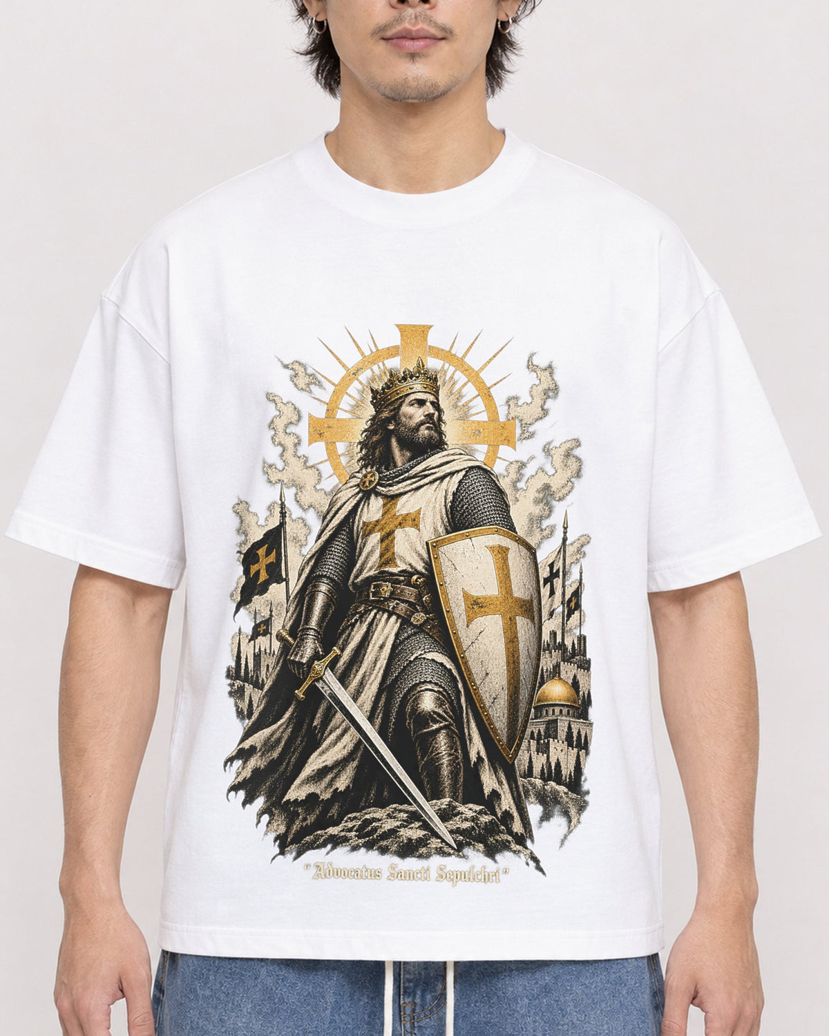 Mockup Boxy Heavyweight Tee White male close-up 03