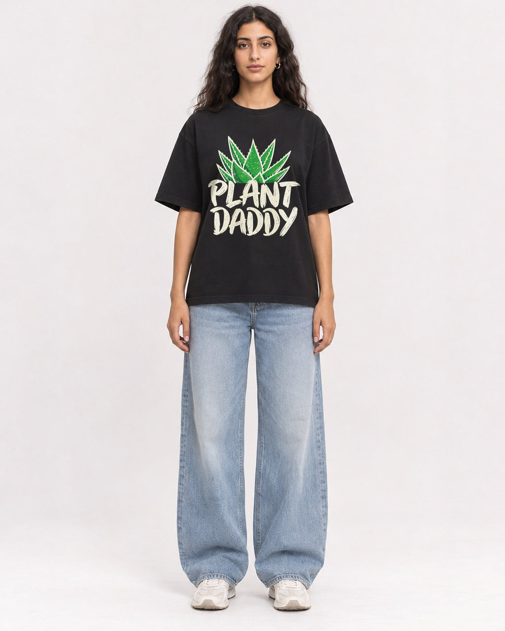 Mockup Boxy Heavyweight Tee Black female full-body 07