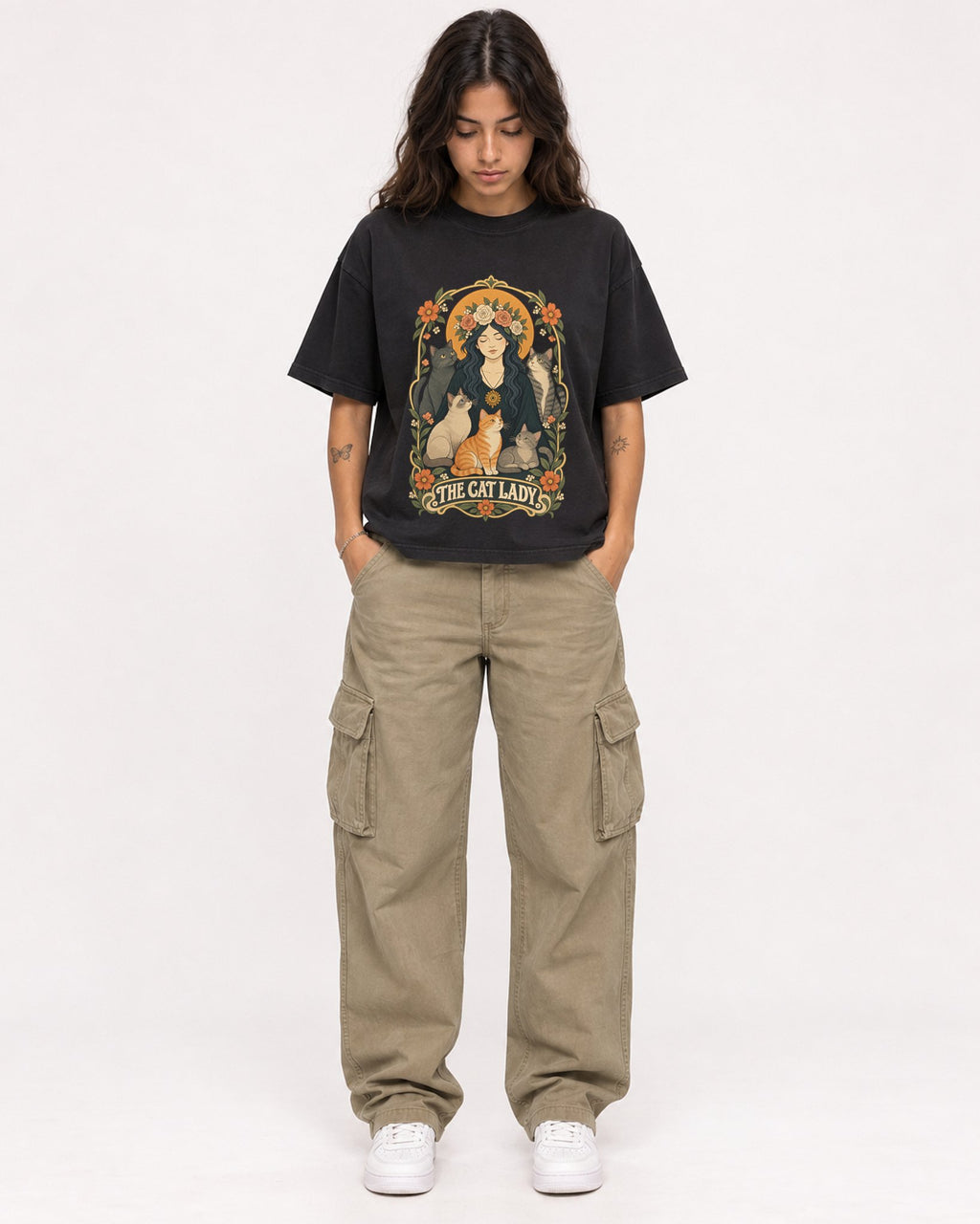 Mockup Boxy Heavyweight Tee Black female full-body 06