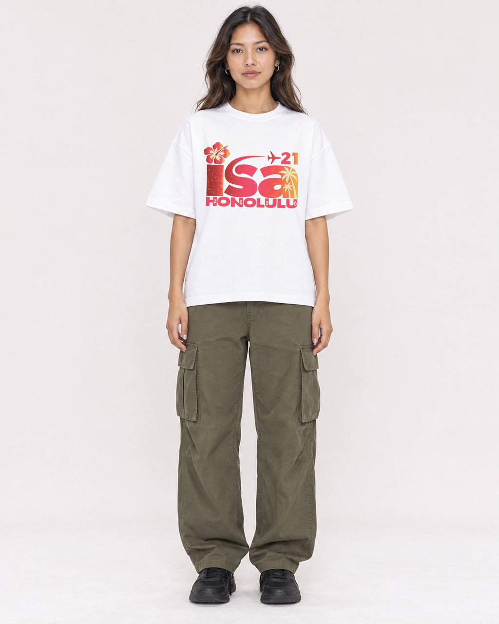 Mockup Boxy Heavyweight Tee White female full-body 02