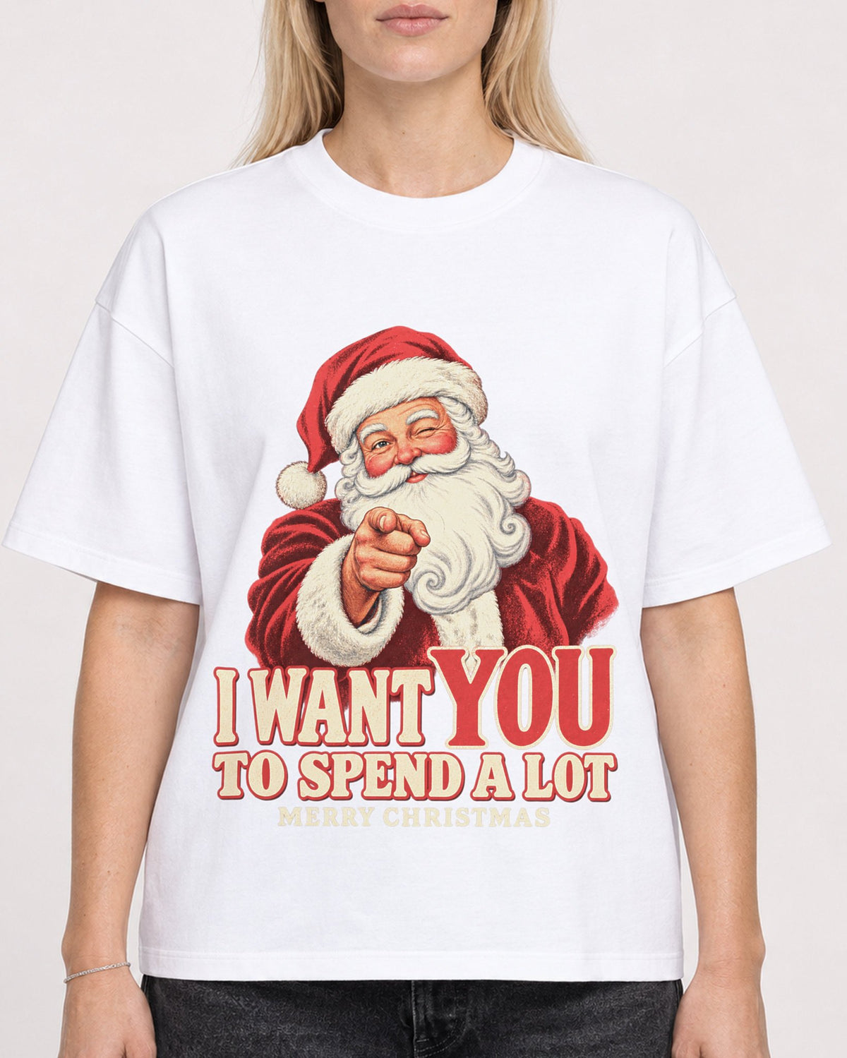Mockup Boxy Heavyweight Tee White female close-up 08