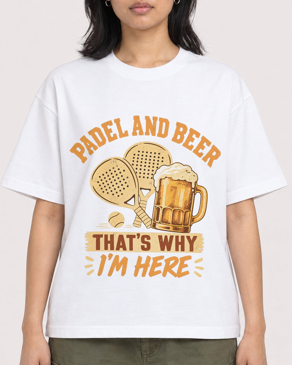 Mockup Boxy Heavyweight Tee White female close-up 22