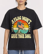 Mockup Boxy Heavyweight Tee Black female close-up 17