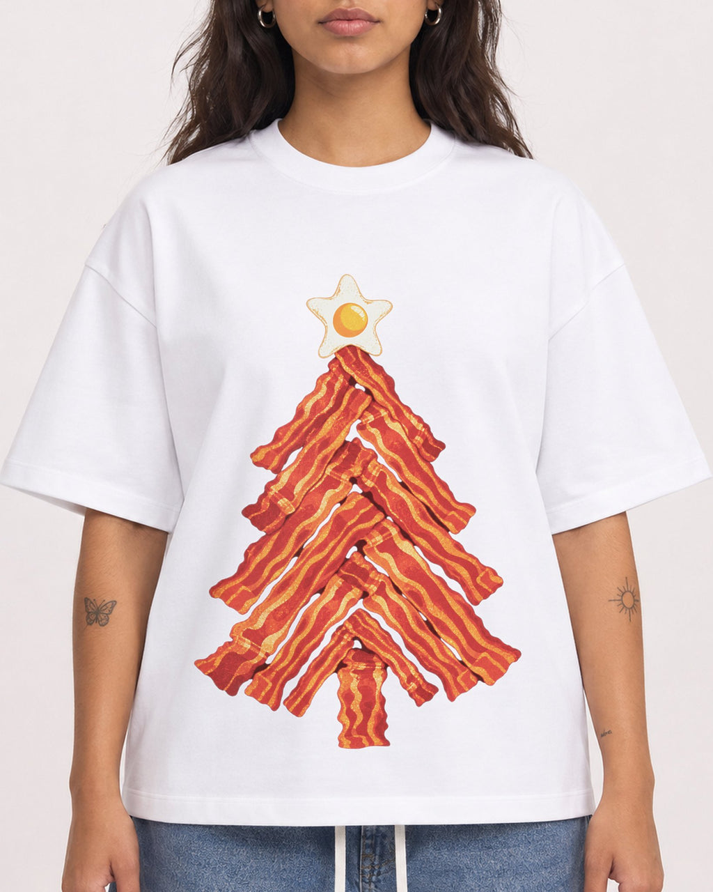 Mockup Boxy Heavyweight Tee White female close-up 06