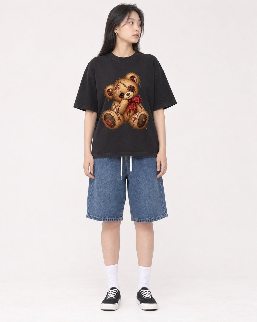 Mockup Boxy Heavyweight Tee Black female full-body 01