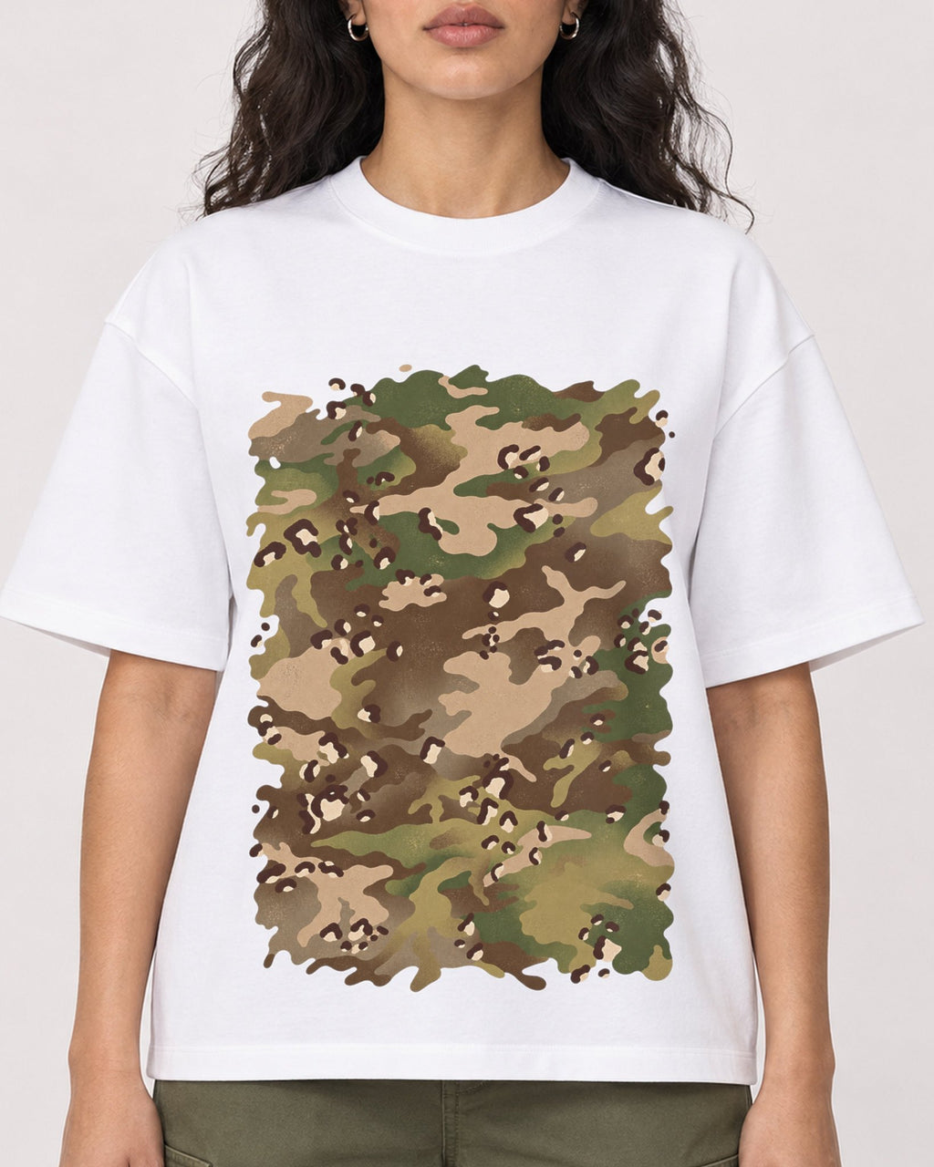 Mockup Boxy Heavyweight Tee White female close-up 07
