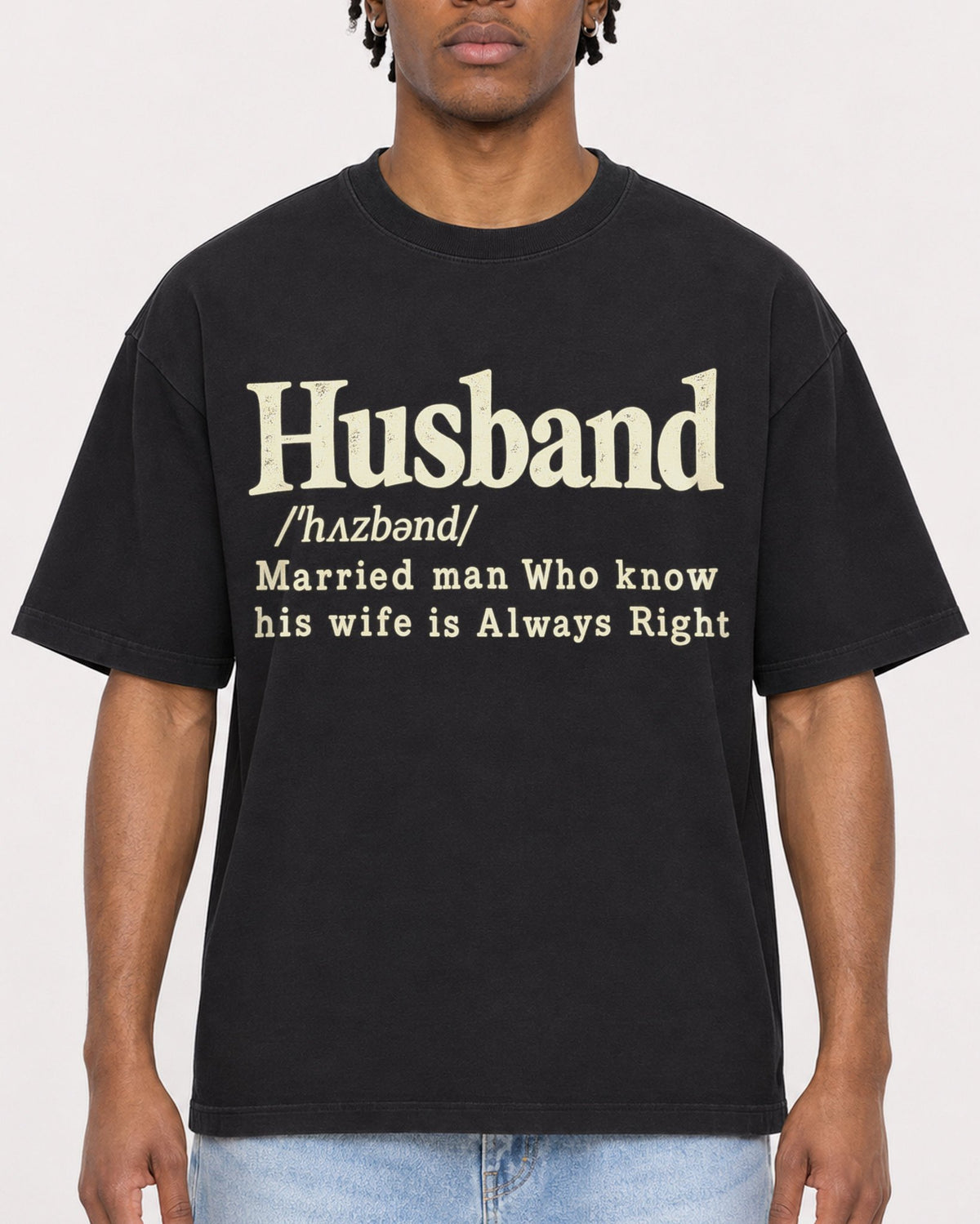 Mockup Boxy Heavyweight Tee Black male close-up 05