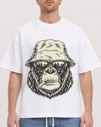 Mockup Boxy Heavyweight Tee White male close-up 38