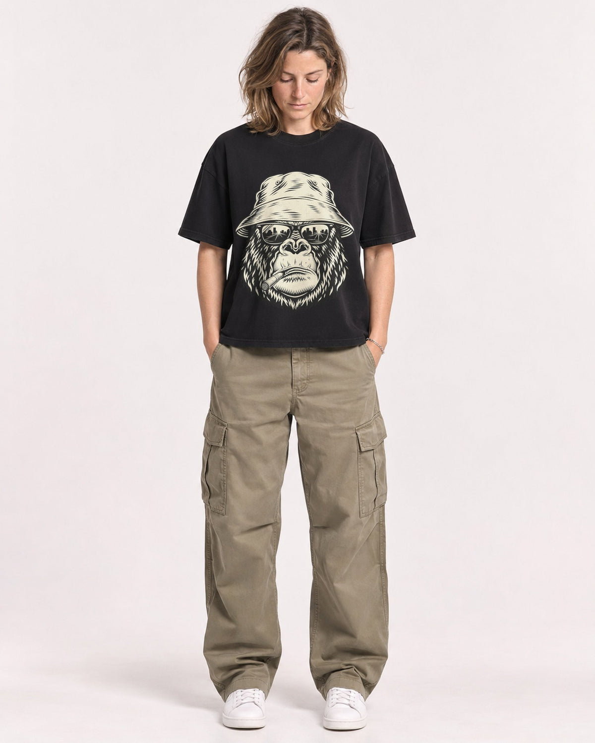 Mockup Boxy Heavyweight Tee Black female full-body 38