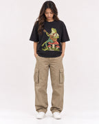 Mockup Boxy Heavyweight Tee Black female full-body 02