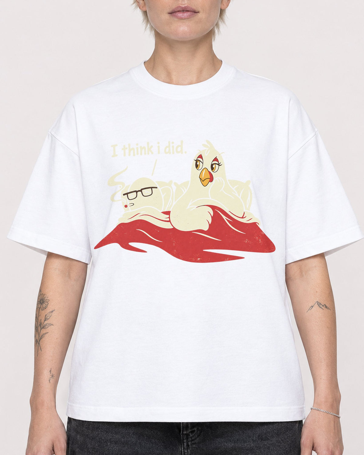 Mockup Boxy Heavyweight Tee White female close-up 48