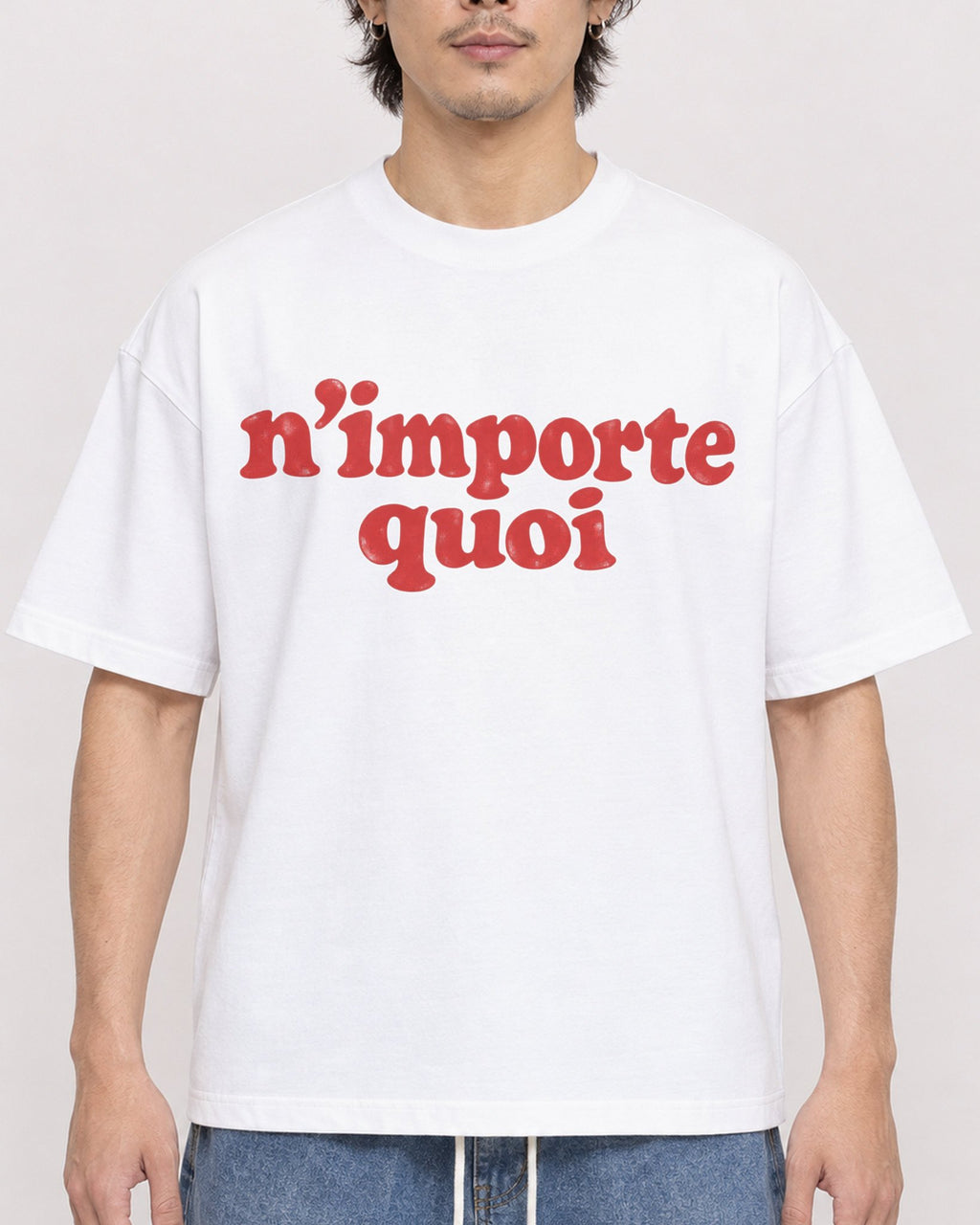 Mockup Boxy Heavyweight Tee White male close-up 03