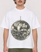 Mockup Boxy Heavyweight Tee White male close-up 09