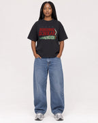Mockup Boxy Heavyweight Tee Black female full-body 04