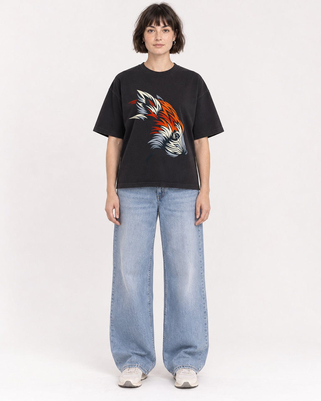 Mockup Boxy Heavyweight Tee Black female full-body 39