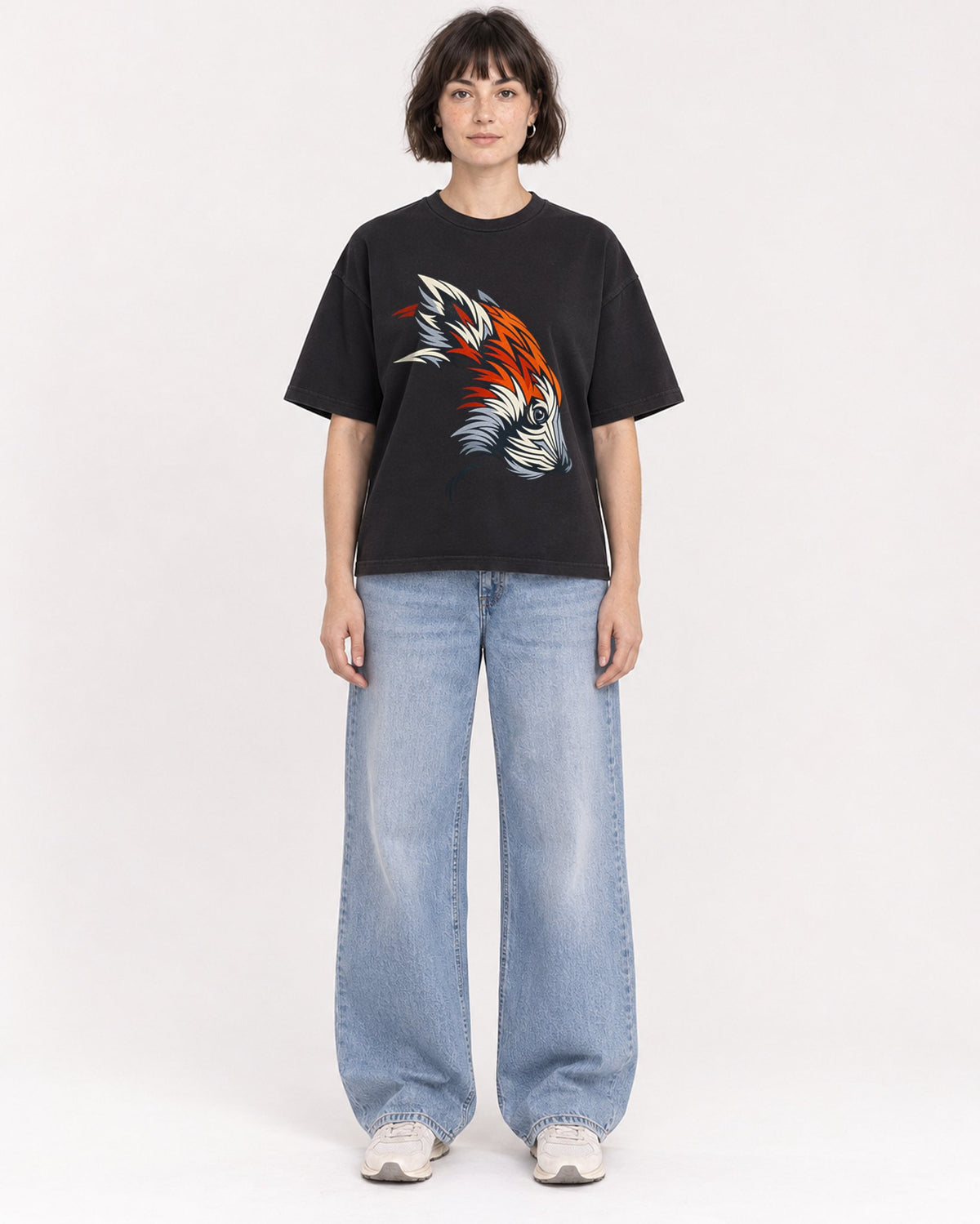 Mockup Boxy Heavyweight Tee Black female full-body 39