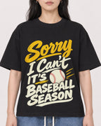Mockup Boxy Heavyweight Tee Black female close-up 13