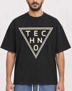 Mockup Boxy Heavyweight Tee Black male close-up 07