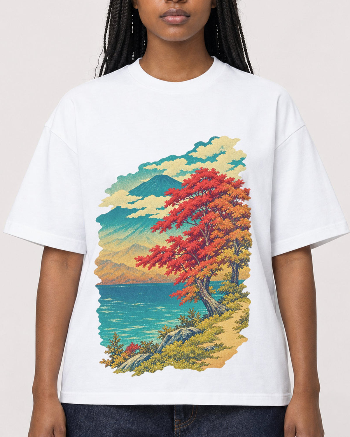 Mockup Boxy Heavyweight Tee White female close-up 04