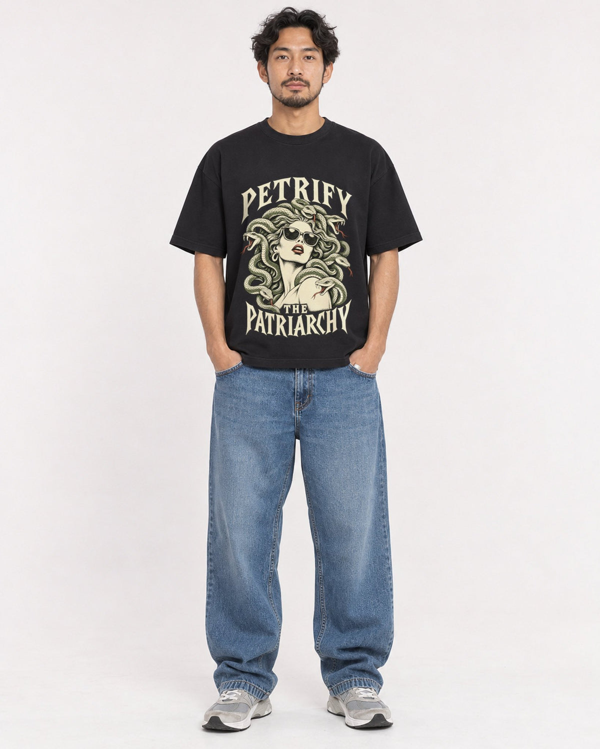 Mockup Boxy Heavyweight Tee Black male full-body 02