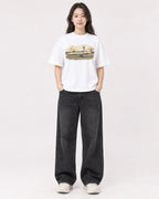 Mockup Boxy Heavyweight Tee White female full-body 03