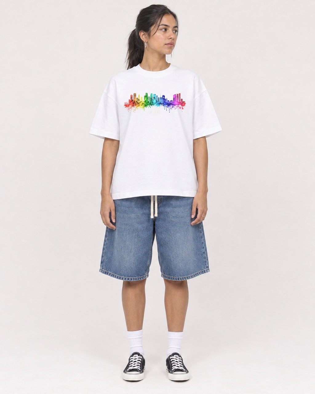 Mockup Boxy Heavyweight Tee White female full-body 16
