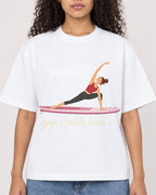 Mockup Boxy Heavyweight Tee White female close-up 10
