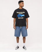Mockup Boxy Heavyweight Tee Black male full-body 15