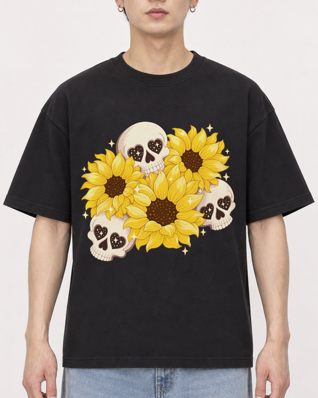 Mockup Boxy Heavyweight Tee Black male close-up 01