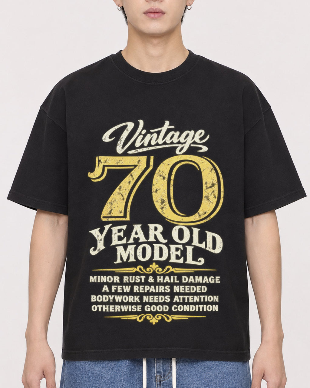 Mockup Boxy Heavyweight Tee Black male close-up 31