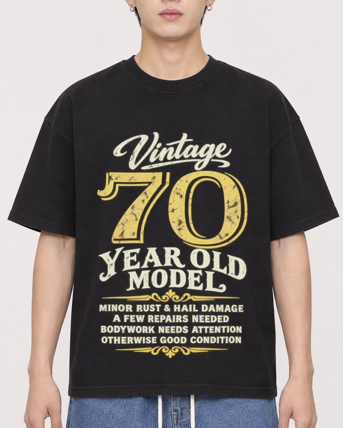 Mockup Boxy Heavyweight Tee Black male close-up 31