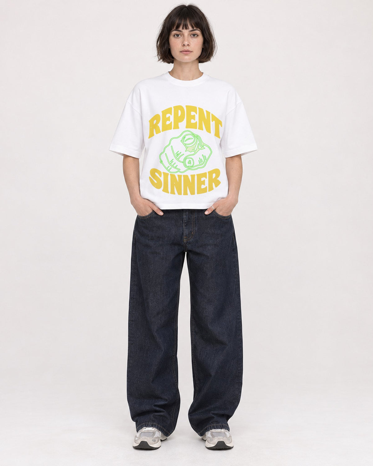 Mockup Boxy Heavyweight Tee White female full-body 39