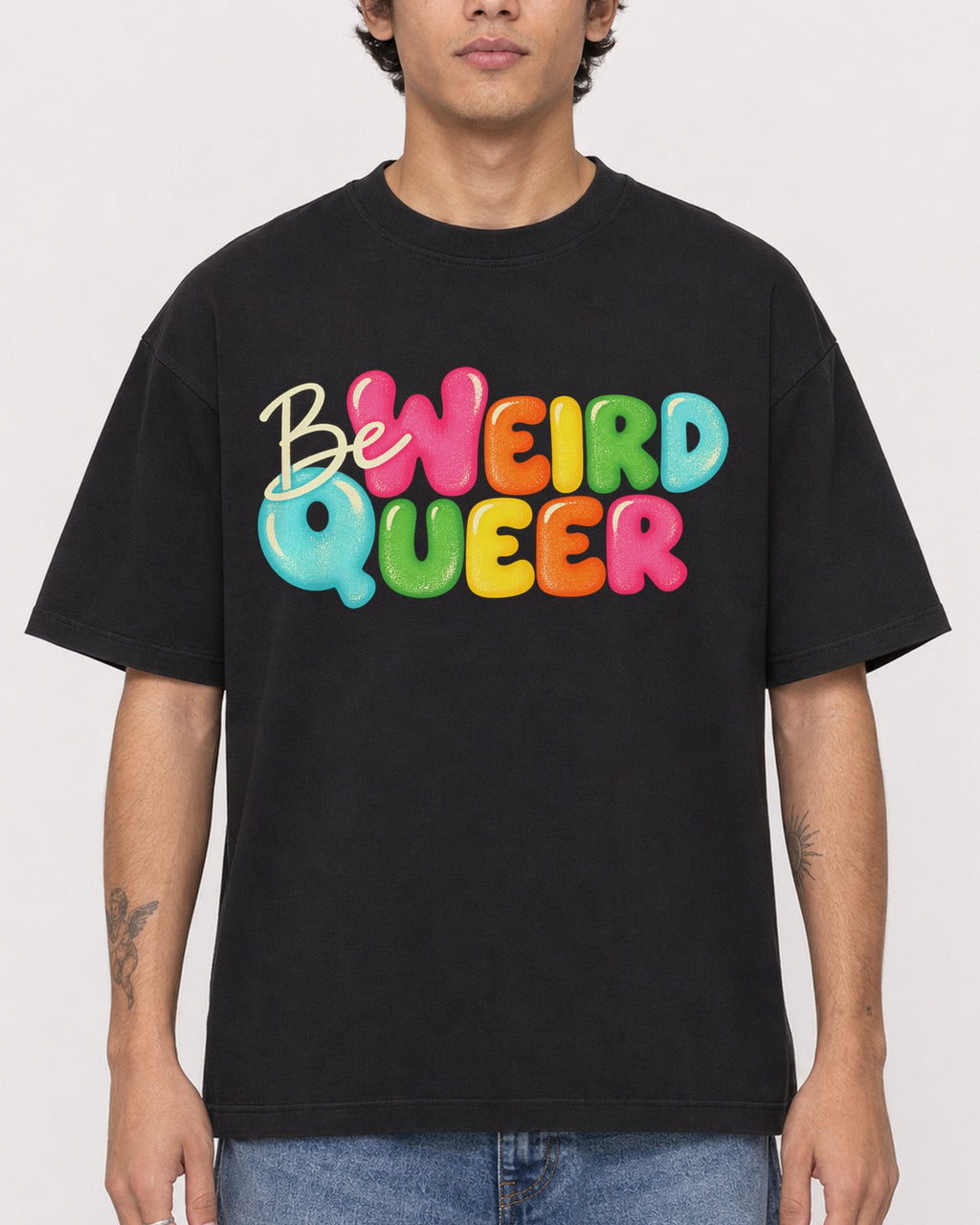 Mockup Boxy Heavyweight Tee Black male close-up 06