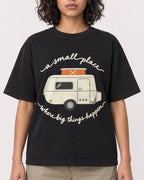Mockup Boxy Heavyweight Tee Black female close-up 26