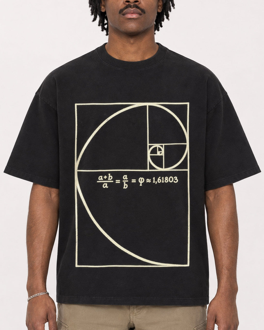 Mockup Boxy Heavyweight Tee Black male close-up 04