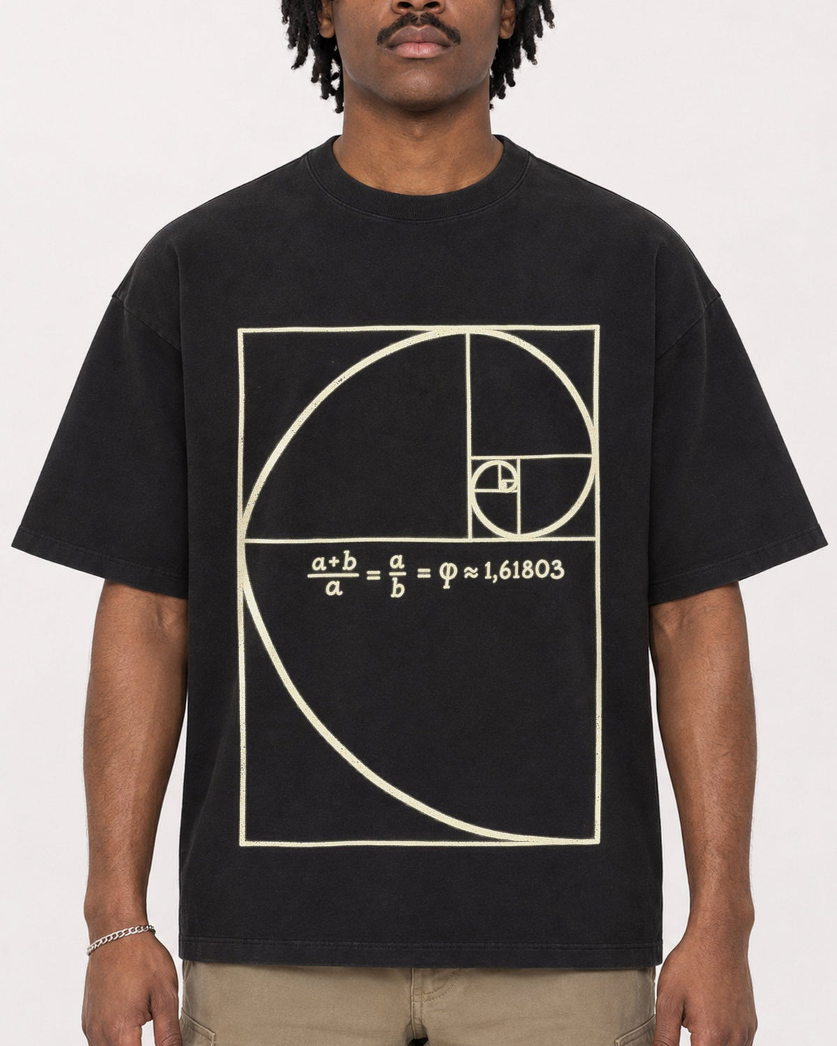 Mockup Boxy Heavyweight Tee Black male close-up 04