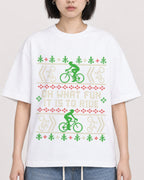 Mockup Boxy Heavyweight Tee White female close-up 11