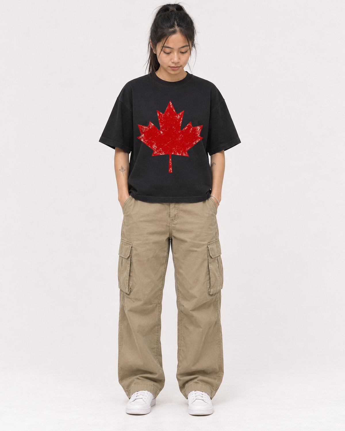 Mockup Boxy Heavyweight Tee Black female full-body 42