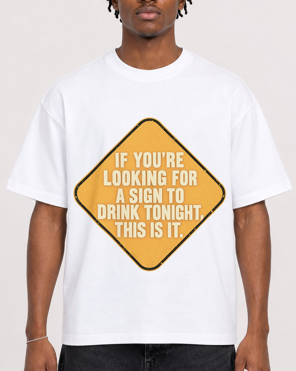 Mockup Boxy Heavyweight Tee White male close-up 05