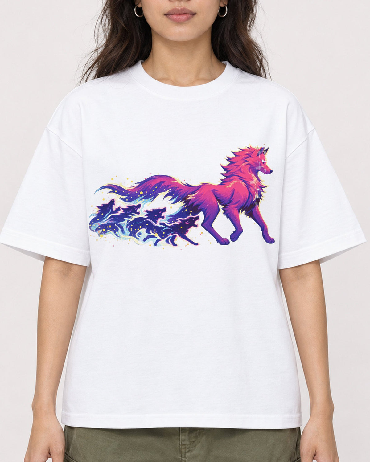Mockup Boxy Heavyweight Tee White female close-up 02