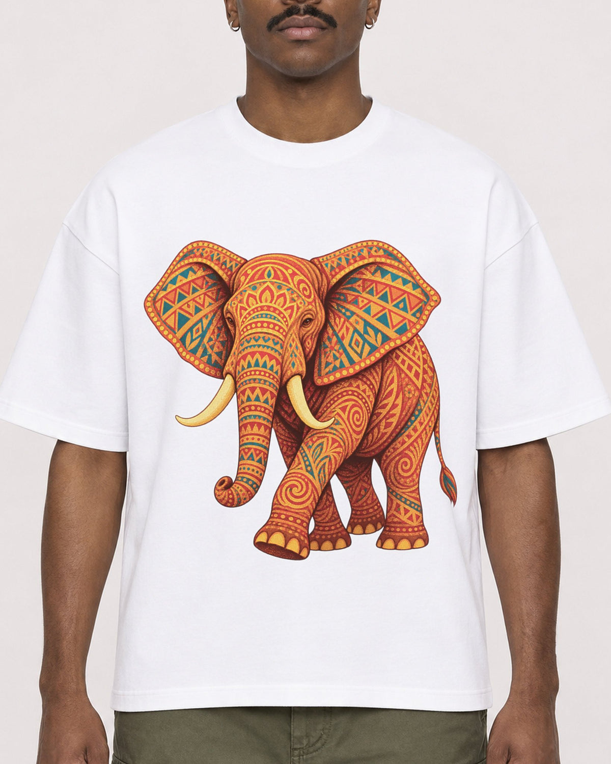 Mockup Boxy Heavyweight Tee White male close-up 44