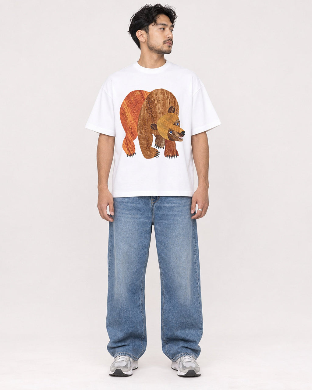 Mockup Boxy Heavyweight Tee White male full-body 02