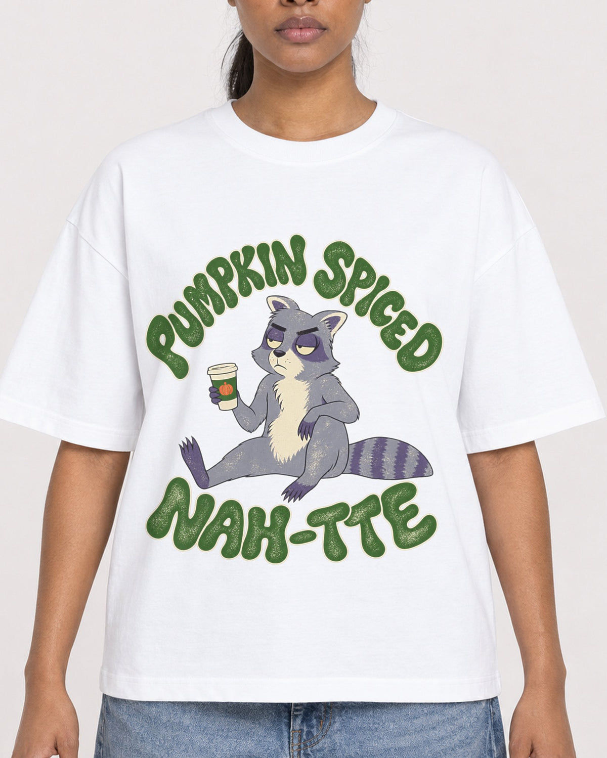 Mockup Boxy Heavyweight Tee White female close-up 25