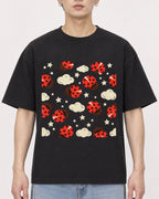 Mockup Boxy Heavyweight Tee Black male close-up 01