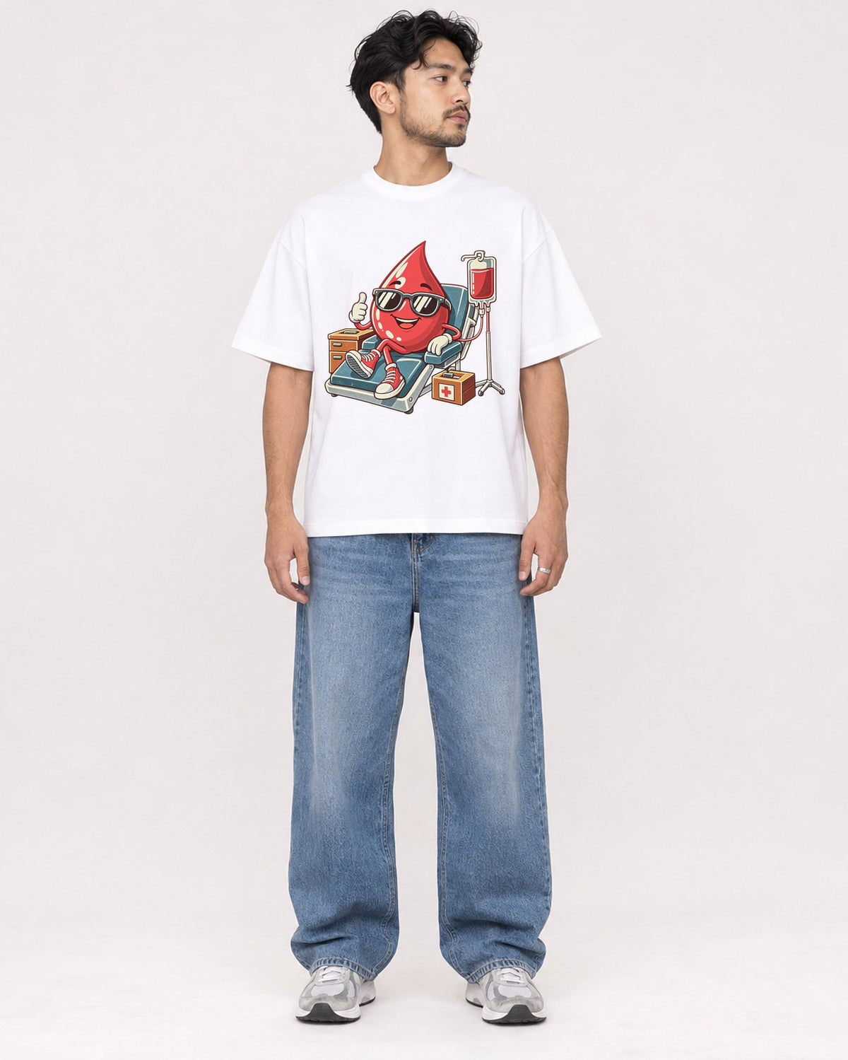 Mockup Boxy Heavyweight Tee White male full-body 02