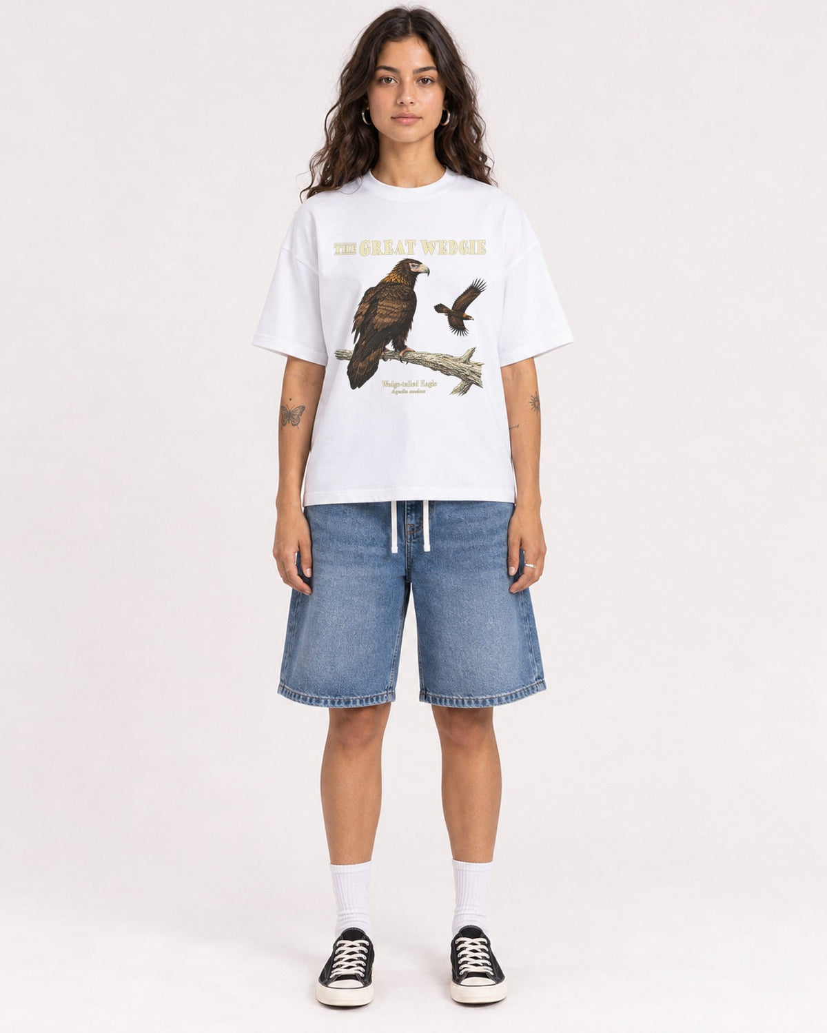 Mockup Boxy Heavyweight Tee White female full-body 06