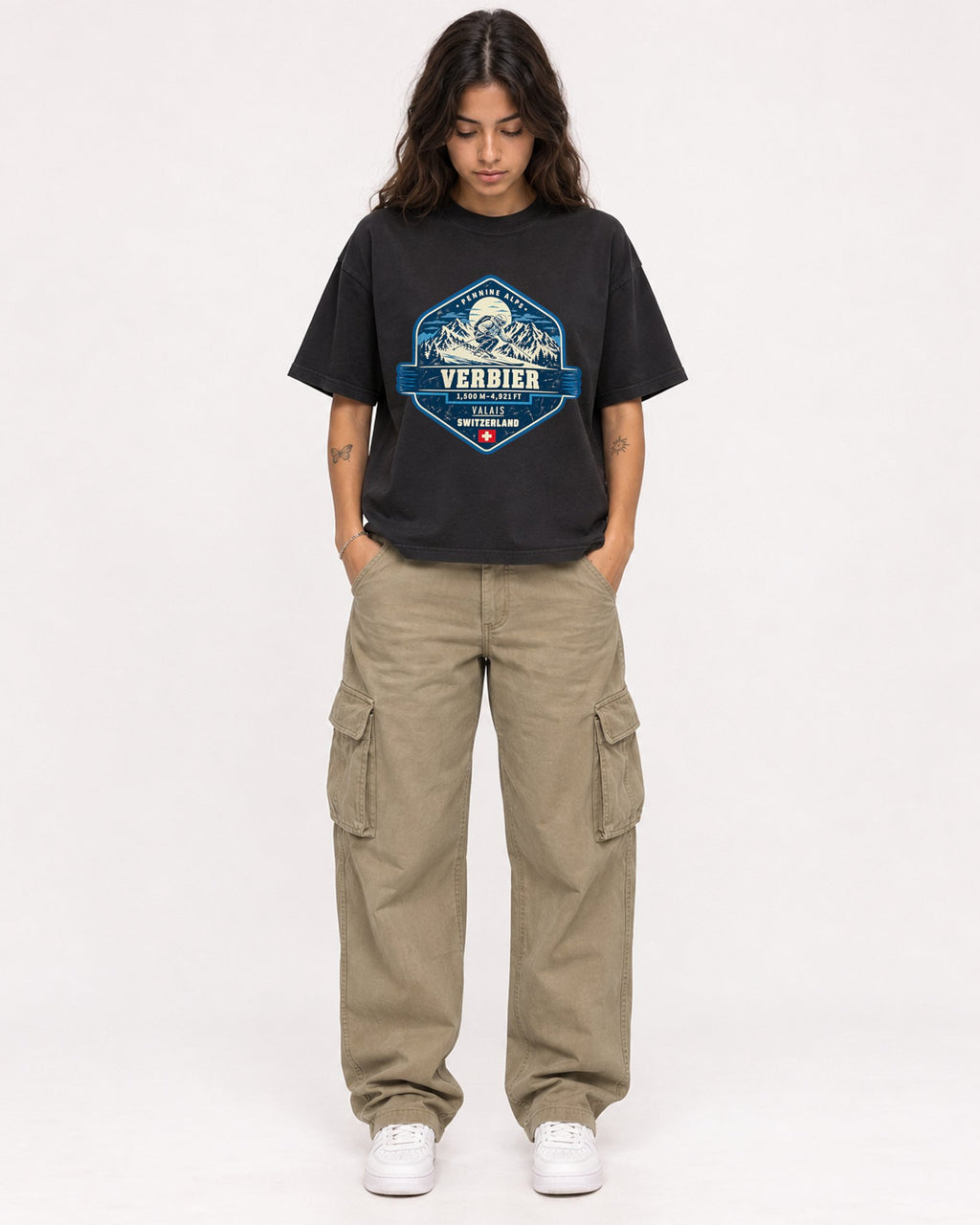 Mockup Boxy Heavyweight Tee Black female full-body 06